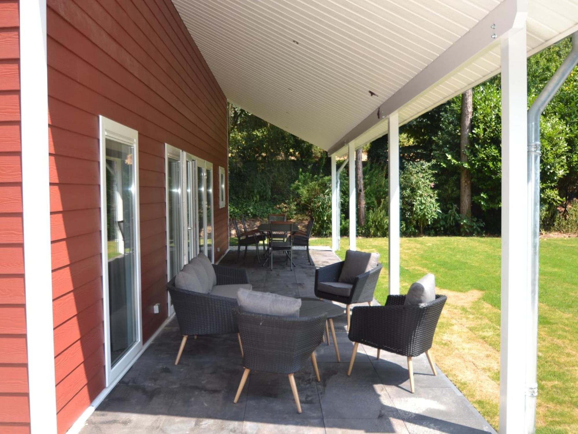 Beautiful House With Covered Terrace Located In A Holiday Park In Rhenen Villa Exterior photo