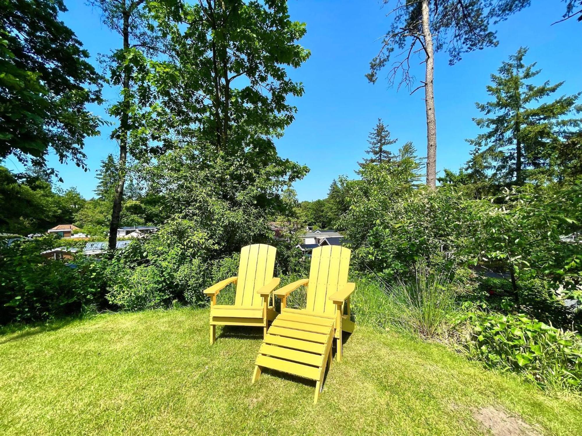 Beautiful House With Covered Terrace Located In A Holiday Park In Rhenen Villa Exterior photo