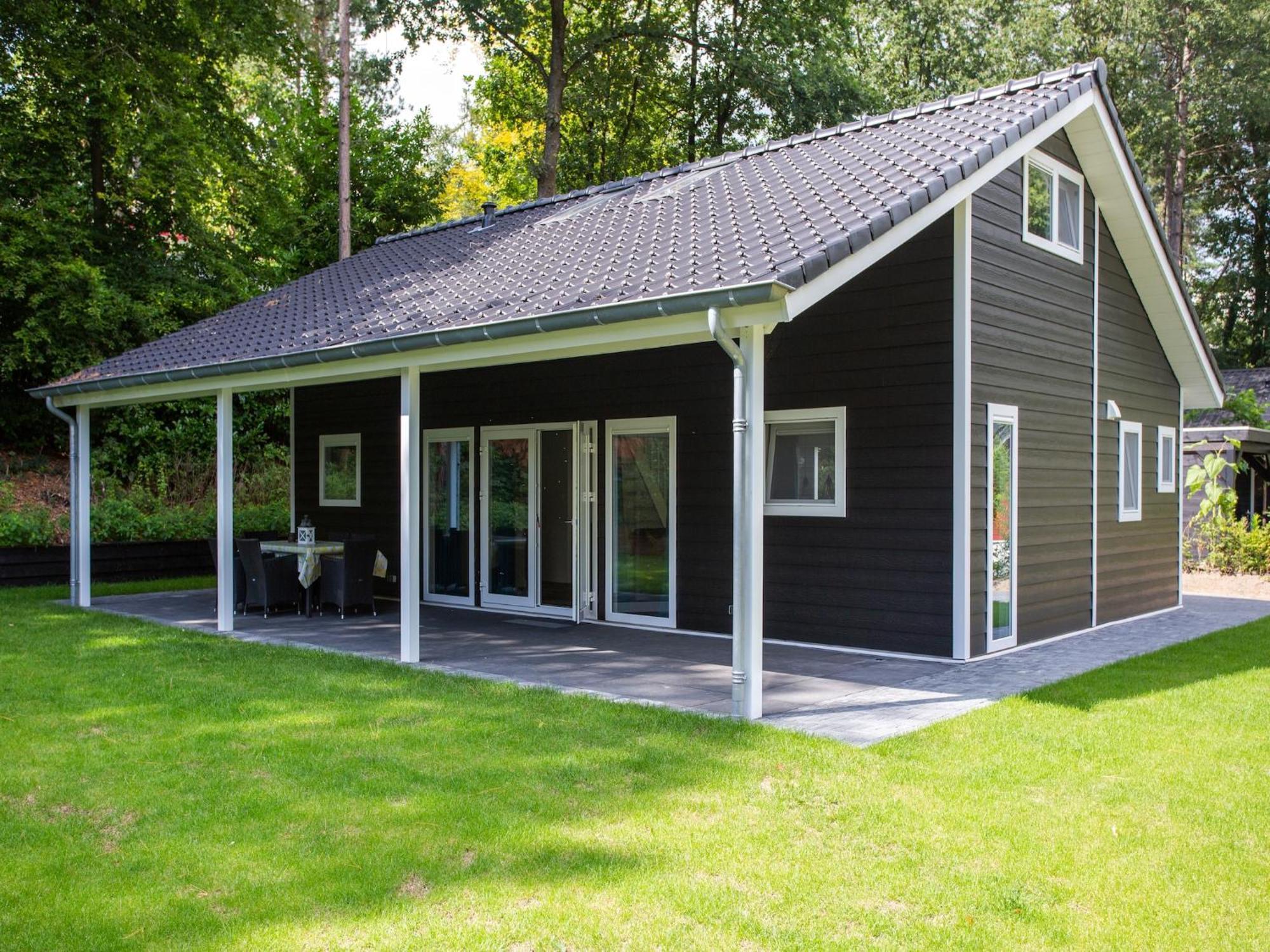 Beautiful House With Covered Terrace Located In A Holiday Park In Rhenen Villa Exterior photo