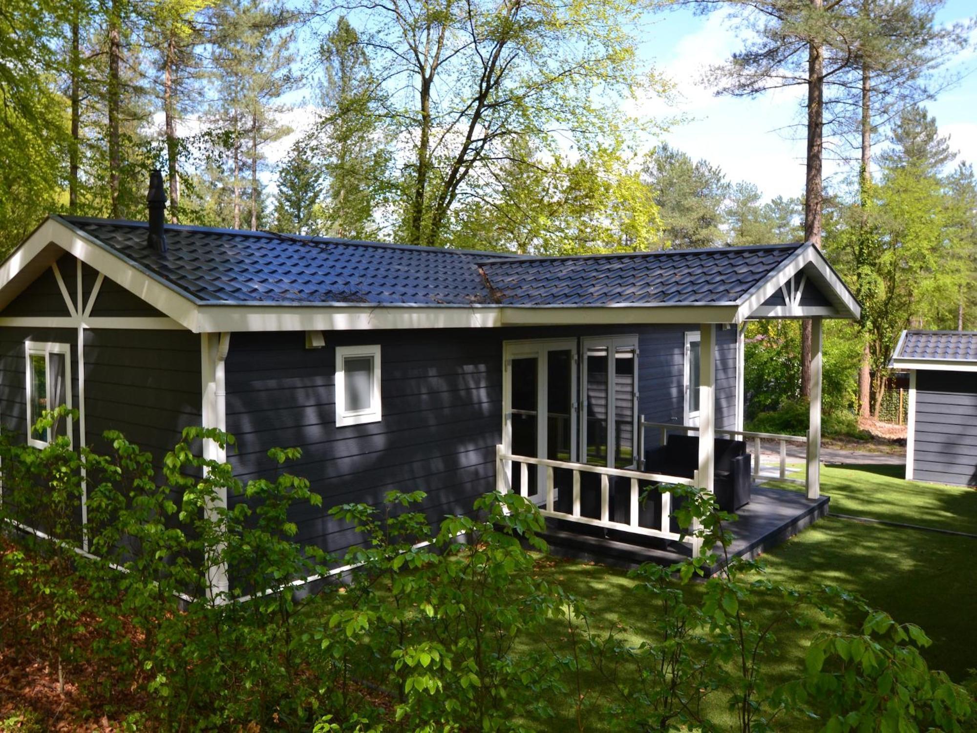 Beautiful House With Covered Terrace Located In A Holiday Park In Rhenen Villa Exterior photo